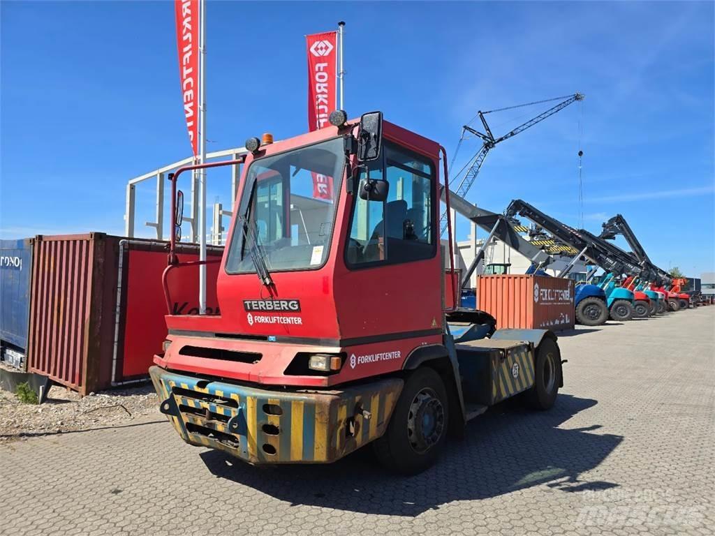 Terberg YT222 Terminal çekiciler