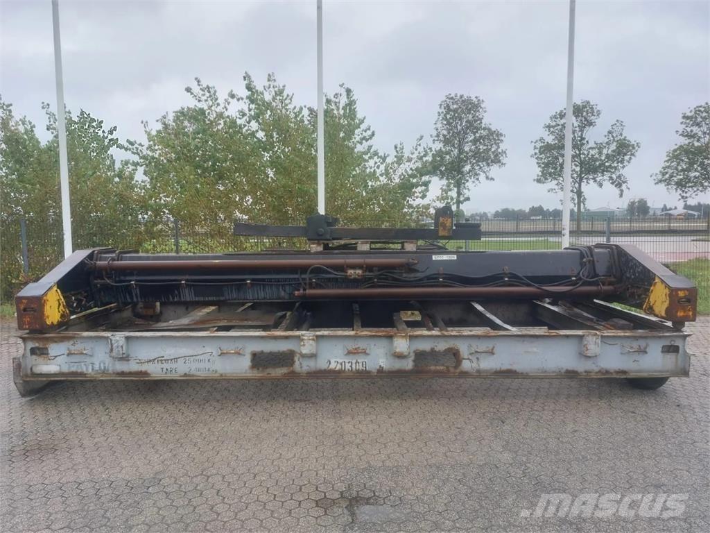 Toplift FLT 3240 Katı gübre serpme makineleri