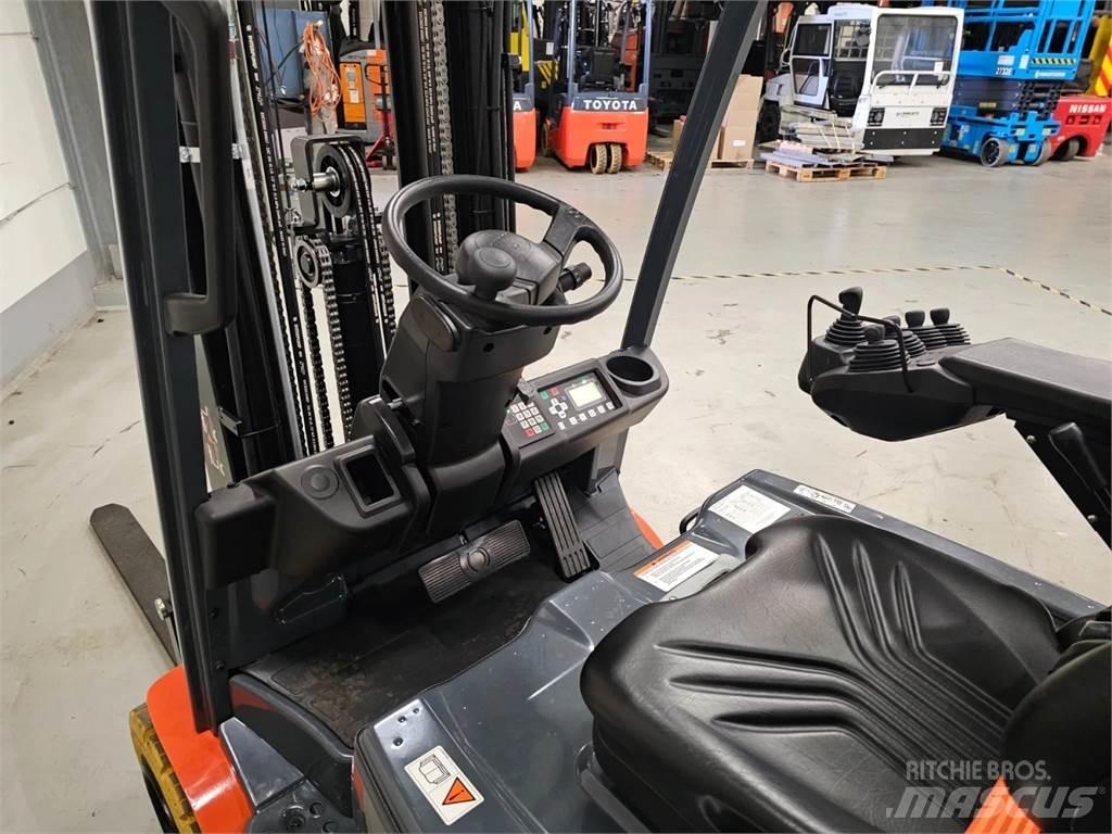 Toyota 8FBE20T Elektrikli forkliftler