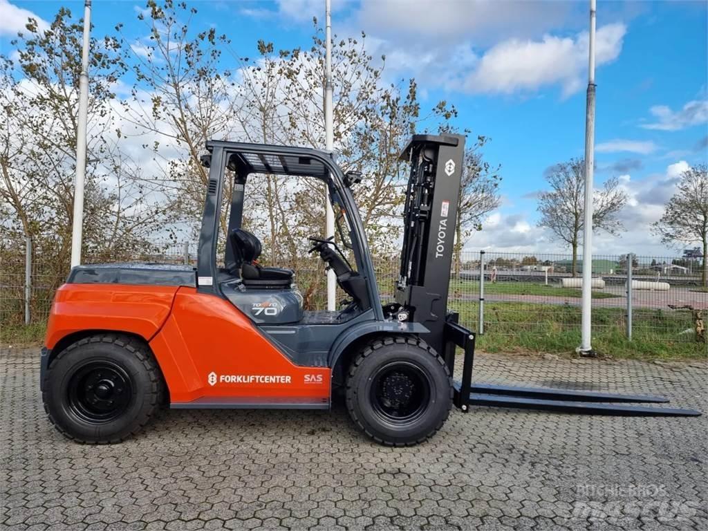 Toyota 8FD70F Dizel forkliftler