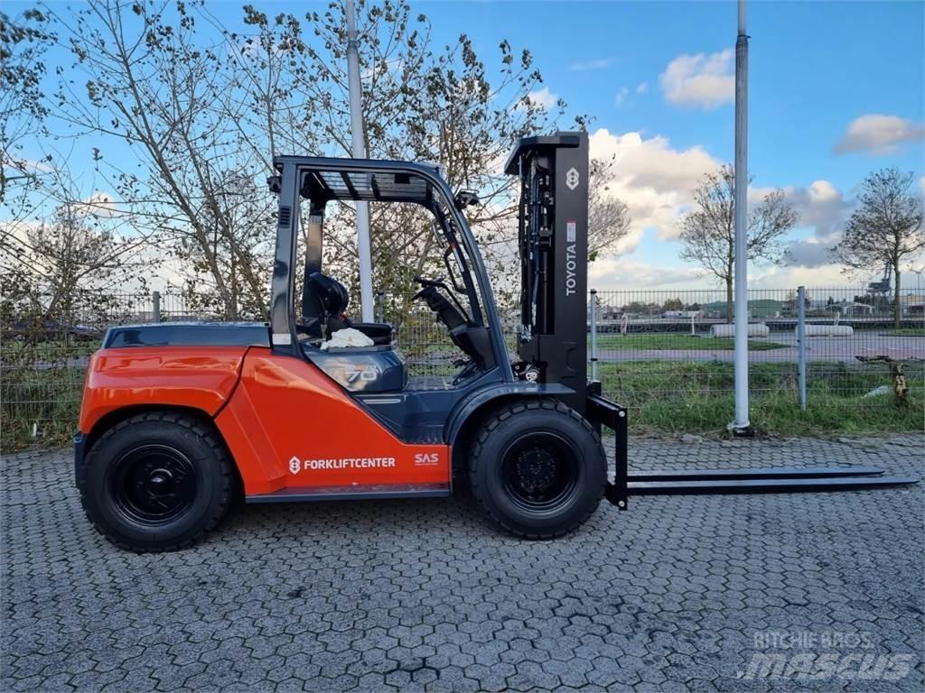 Toyota 8FD70F Dizel forkliftler