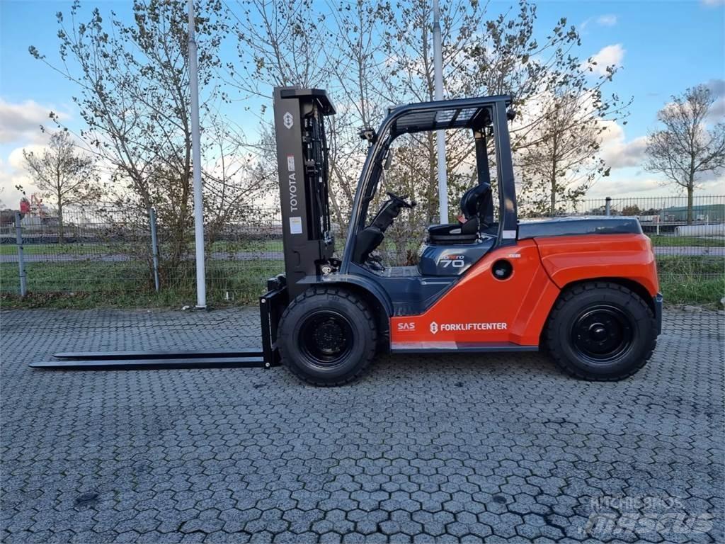 Toyota 8FD70F Dizel forkliftler