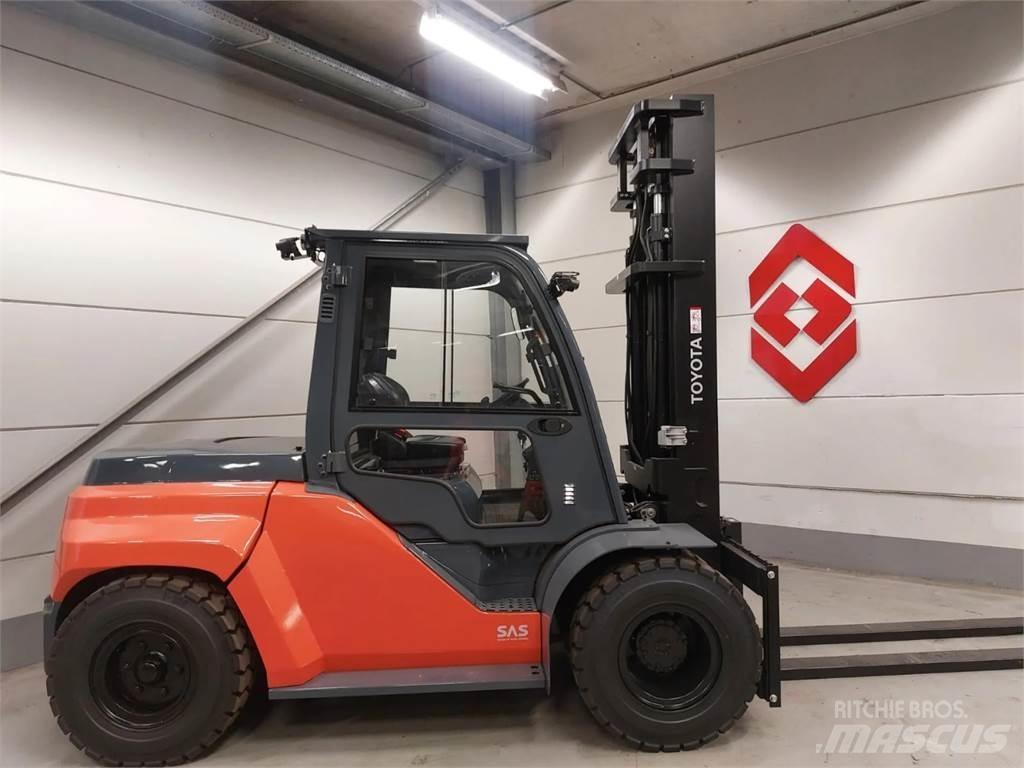 Toyota 8FD70F Dizel forkliftler