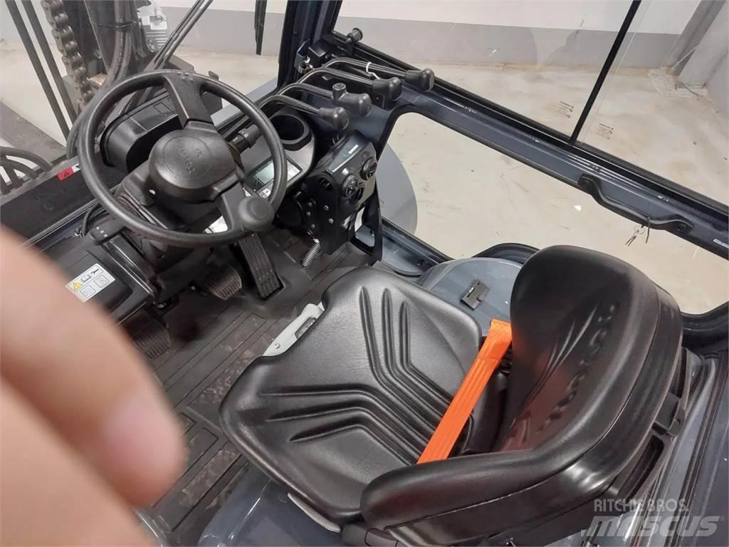 Toyota 8FD70F Dizel forkliftler