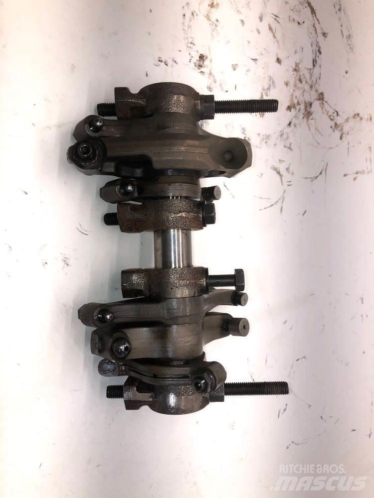 CAT C13 Diger aksam