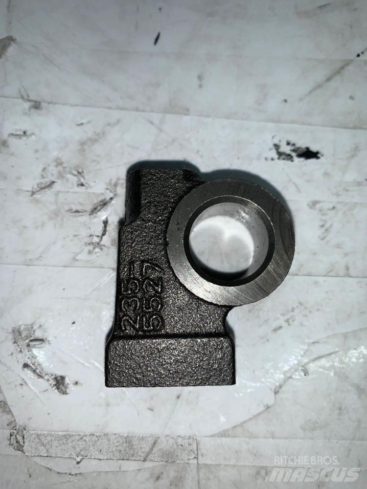 CAT C7 Diger aksam