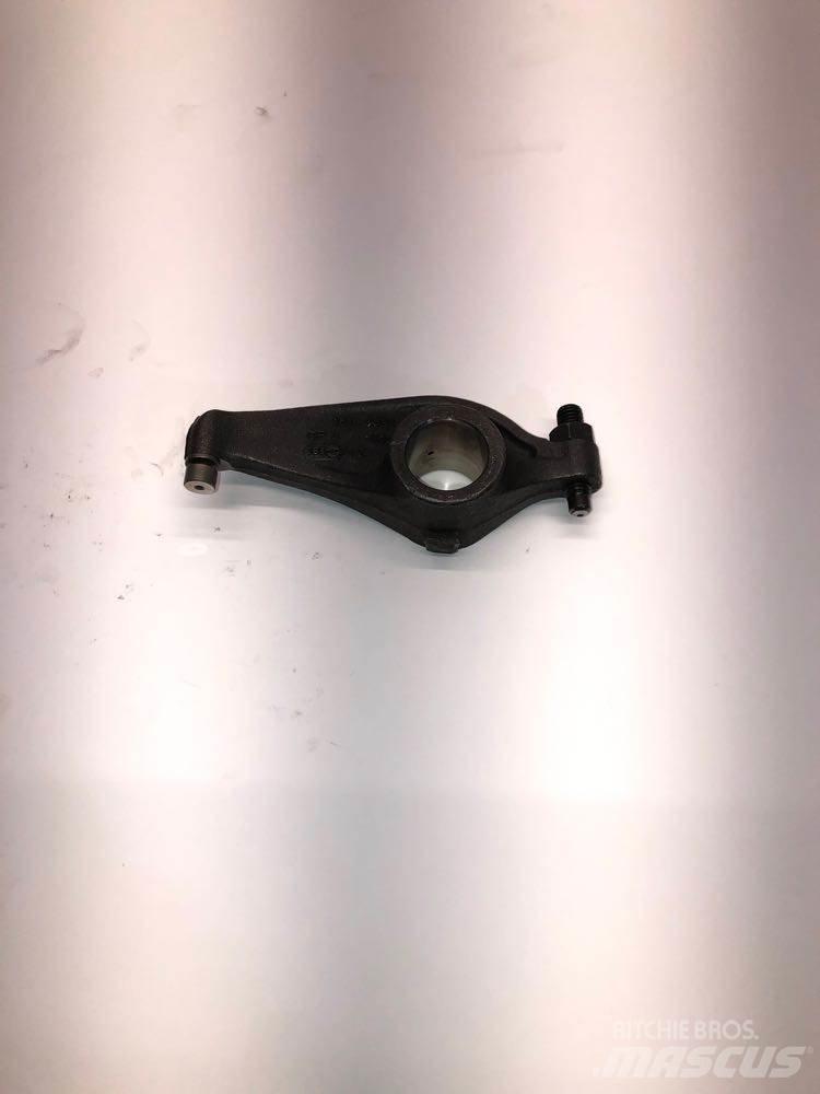 CAT C9 Diger aksam