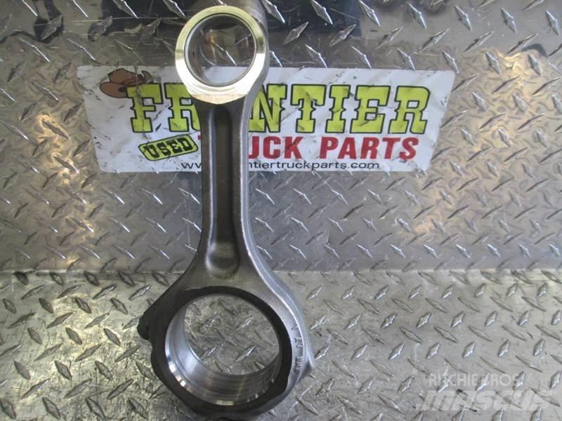 CAT C9 Diger aksam