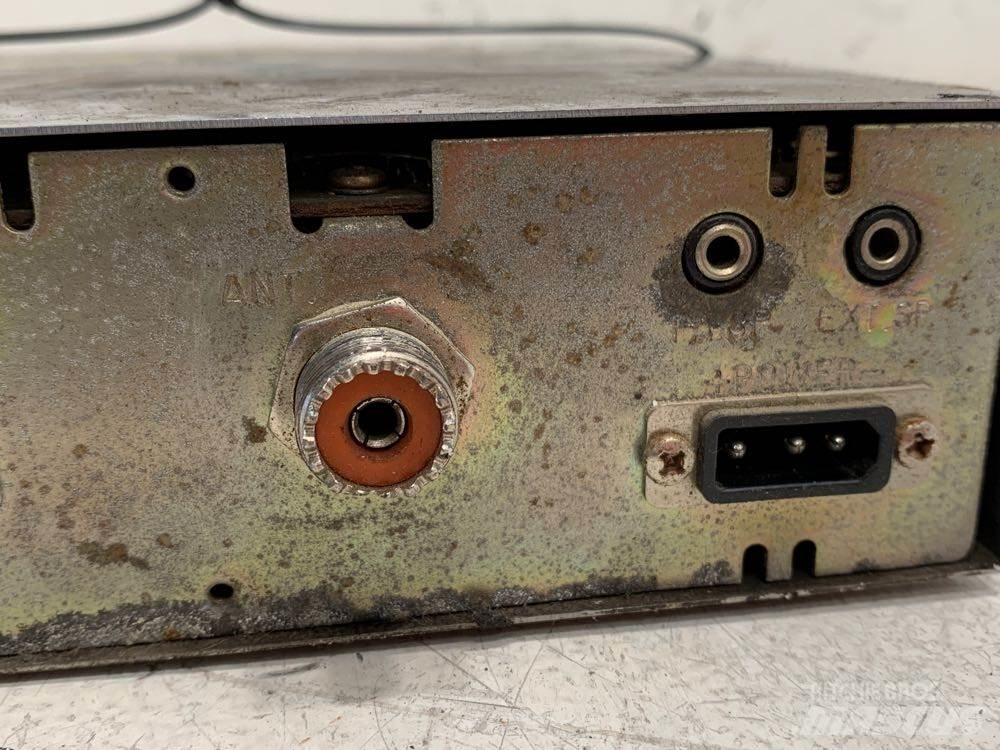 Cobra  Elektronik