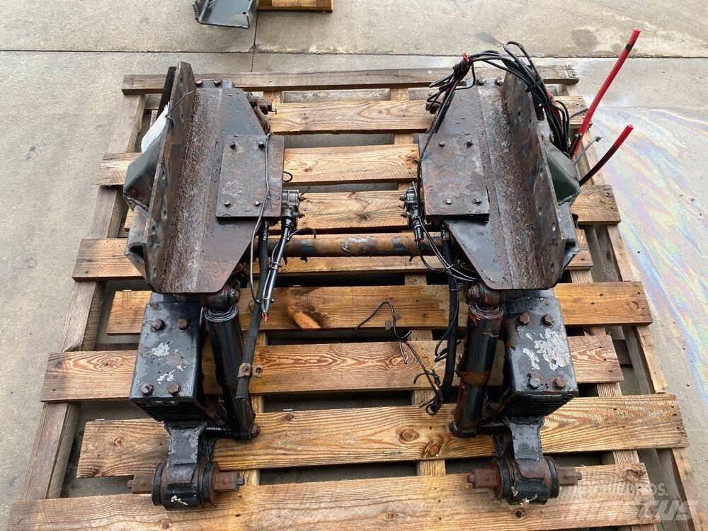 Eaton  Saseler
