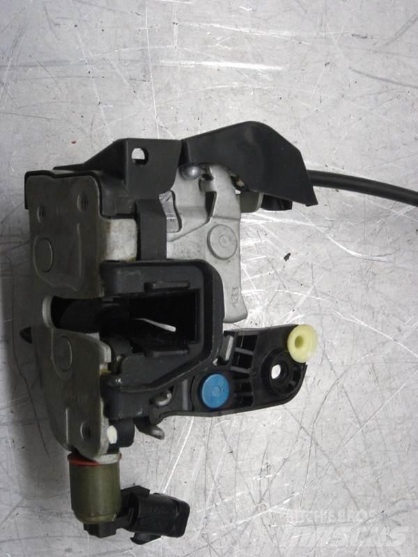 Ford  Diger aksam