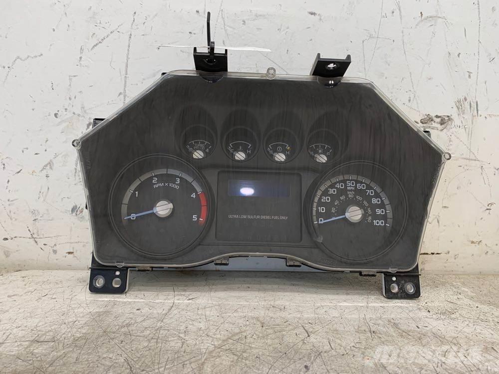 Ford F-550 Diger aksam