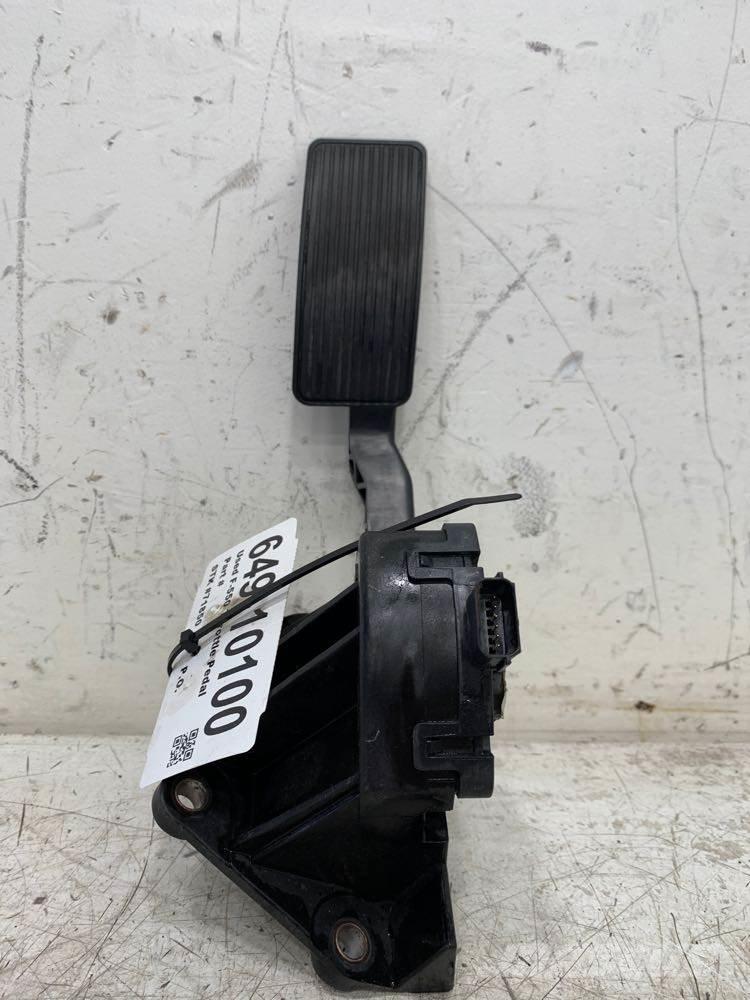 Ford F-550 Diger aksam