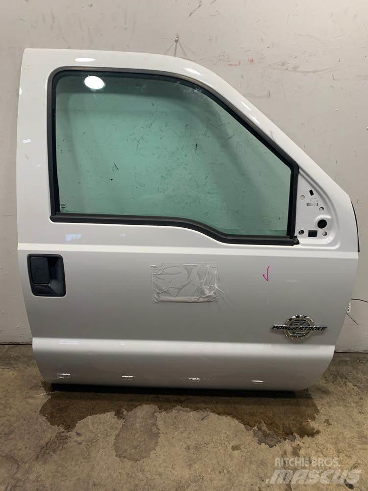 Ford F750 Diger aksam