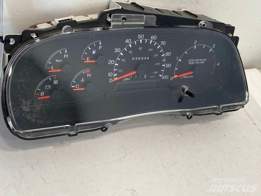 Ford F750 Diger aksam