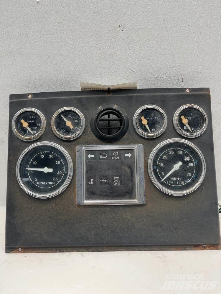 Ford L9000 Diger aksam