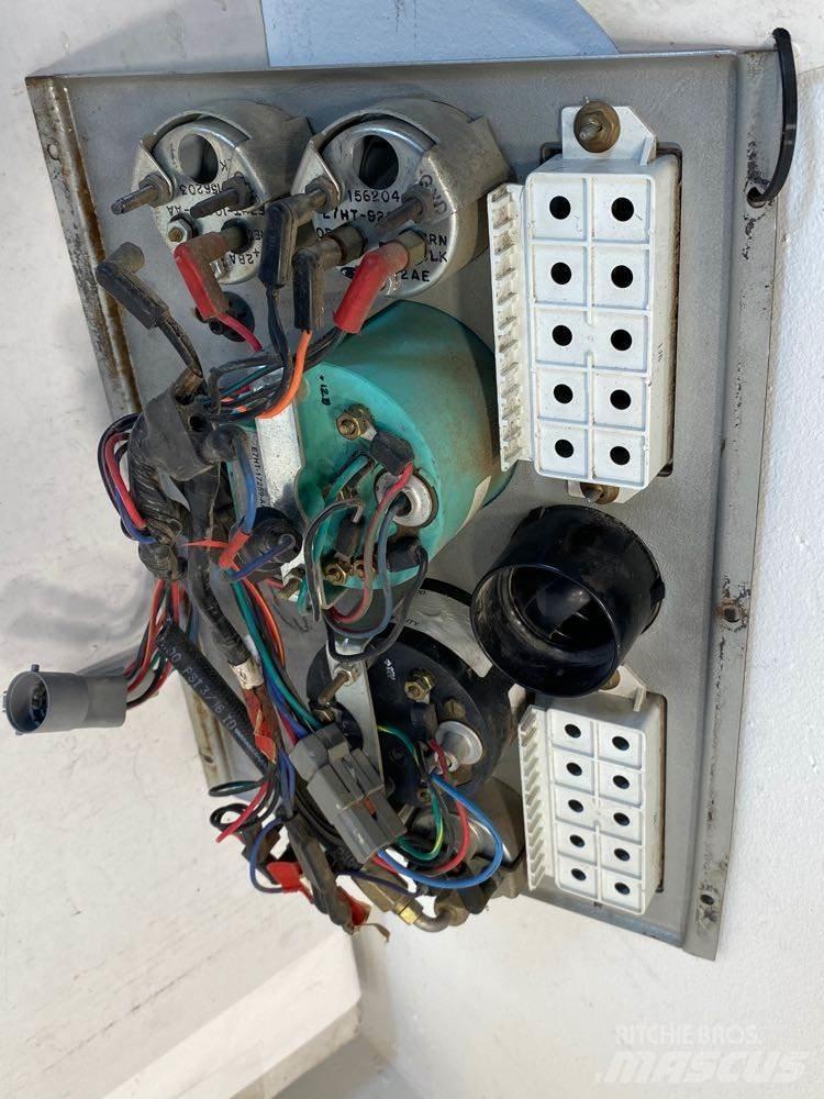 Ford LTA Diger aksam