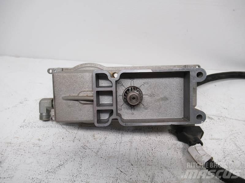 Holset  Diger aksam