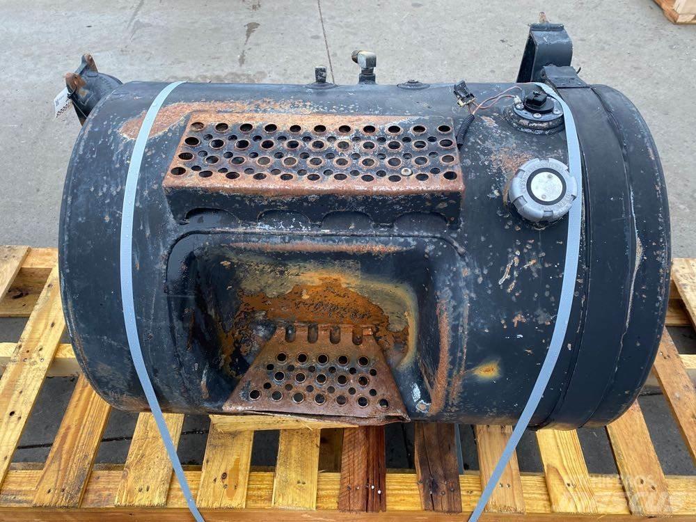 Mack  Diger aksam