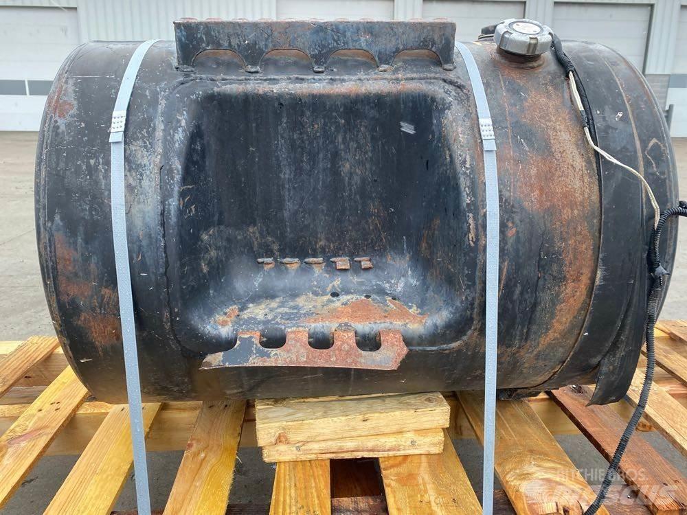 Mack  Diger aksam
