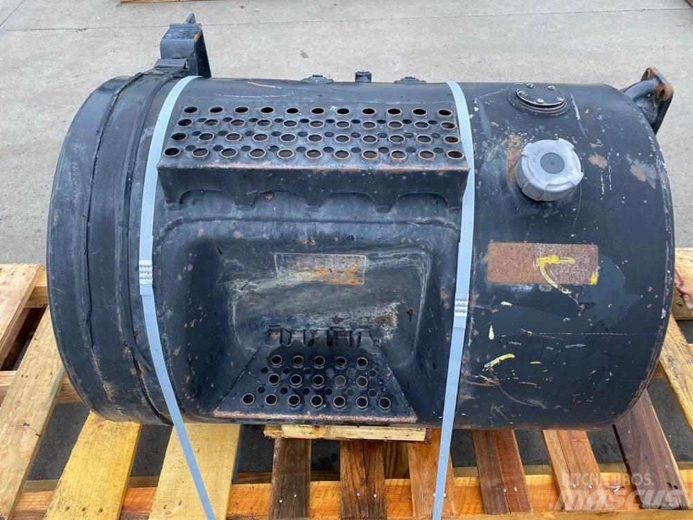 Mack  Diger aksam