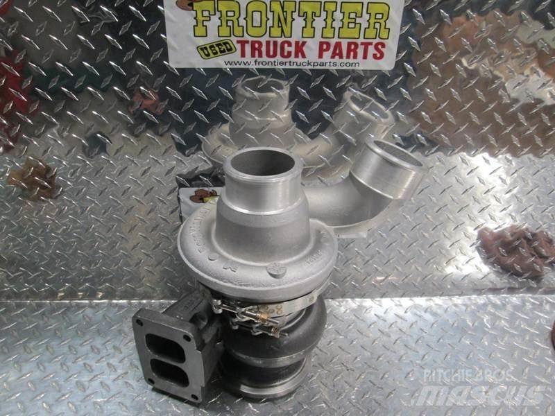 Mack E7 Diger aksam