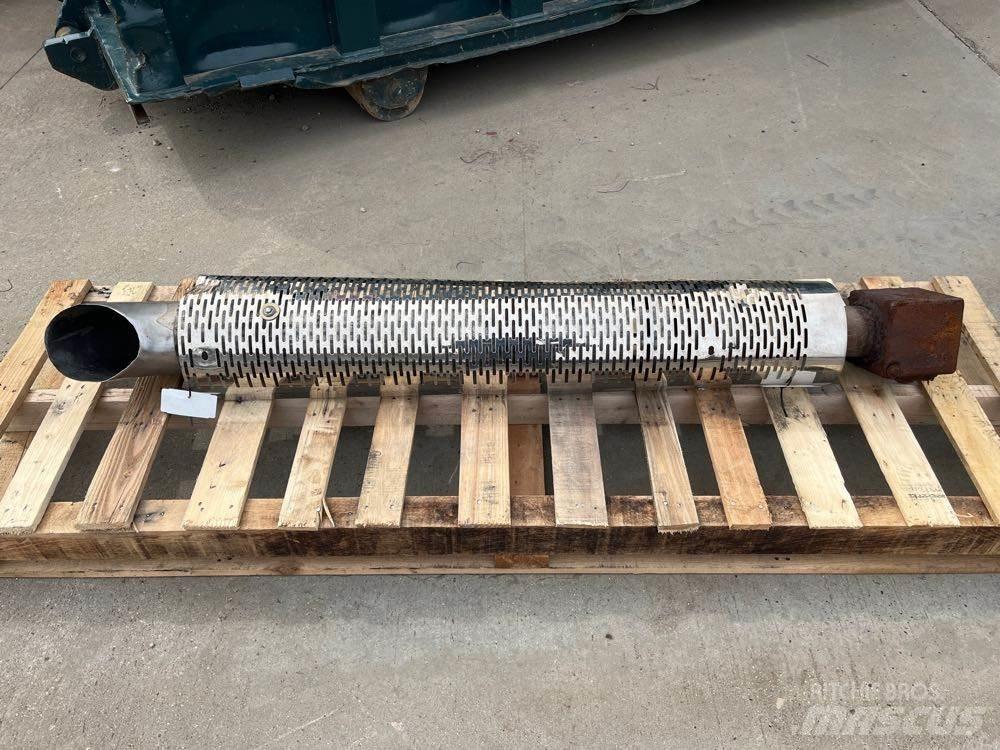 Mack GU Diger aksam