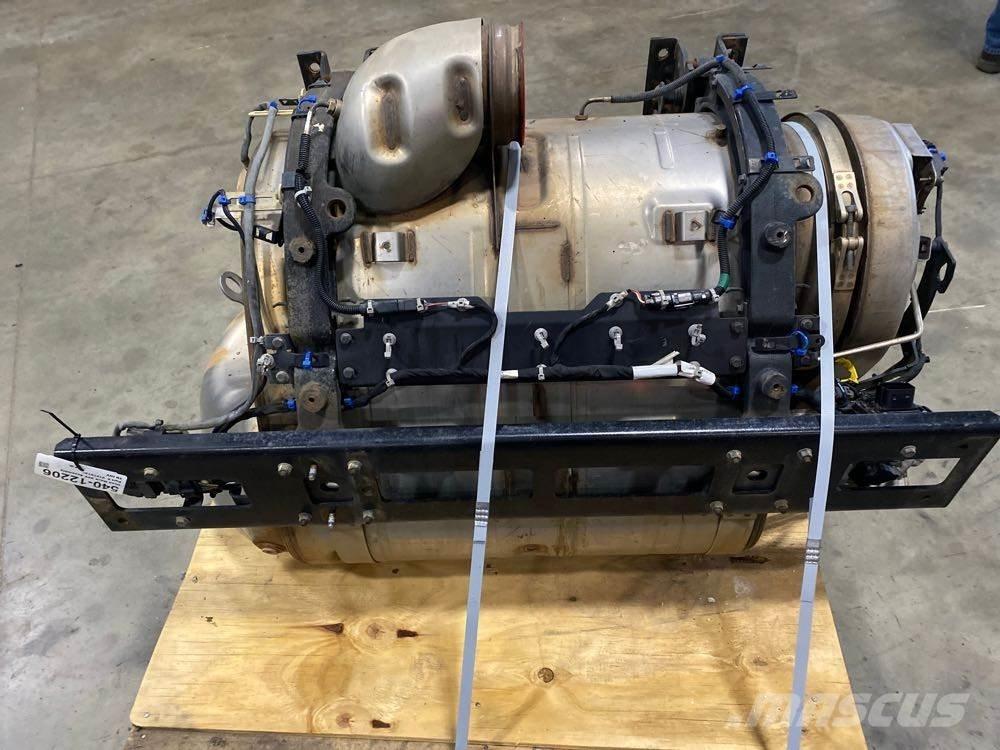 Mack MP8 Diger aksam