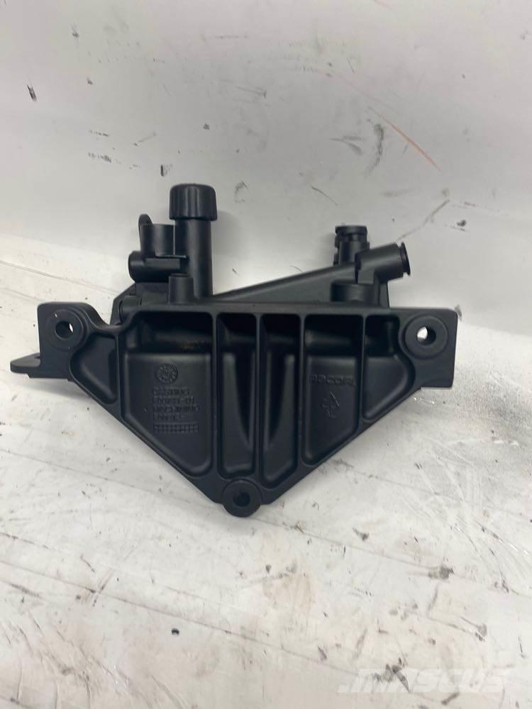Mack MP8 Diger aksam