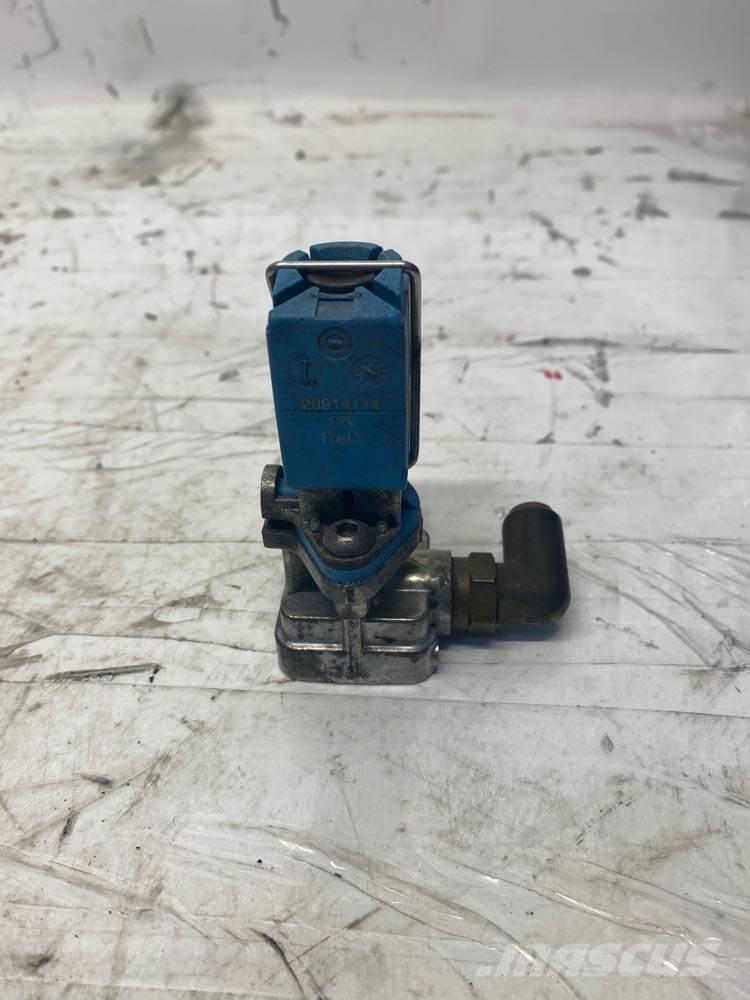 Mack MP8 Diger aksam