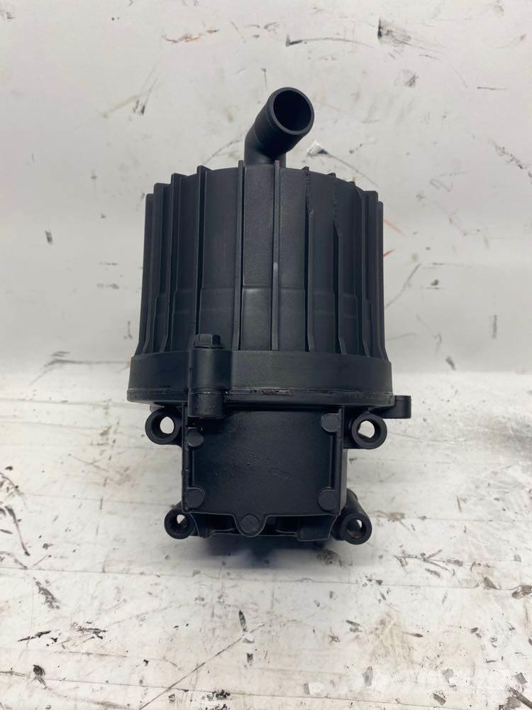 Mack MP8 Diger aksam