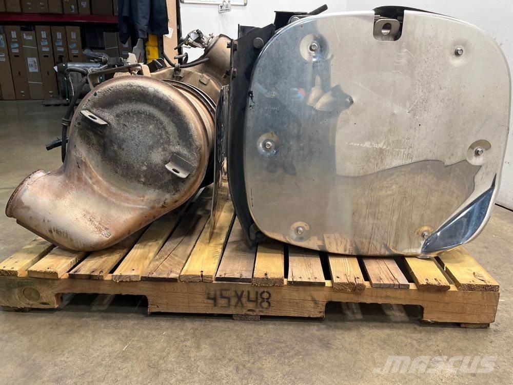 Mack MP8 Diger aksam