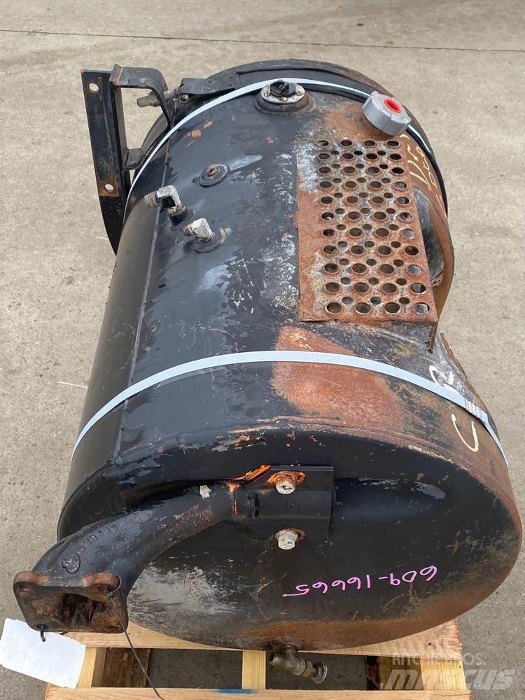 Mack RD Diger aksam
