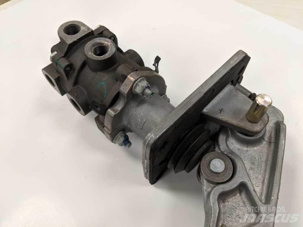 Meritor  Frenler