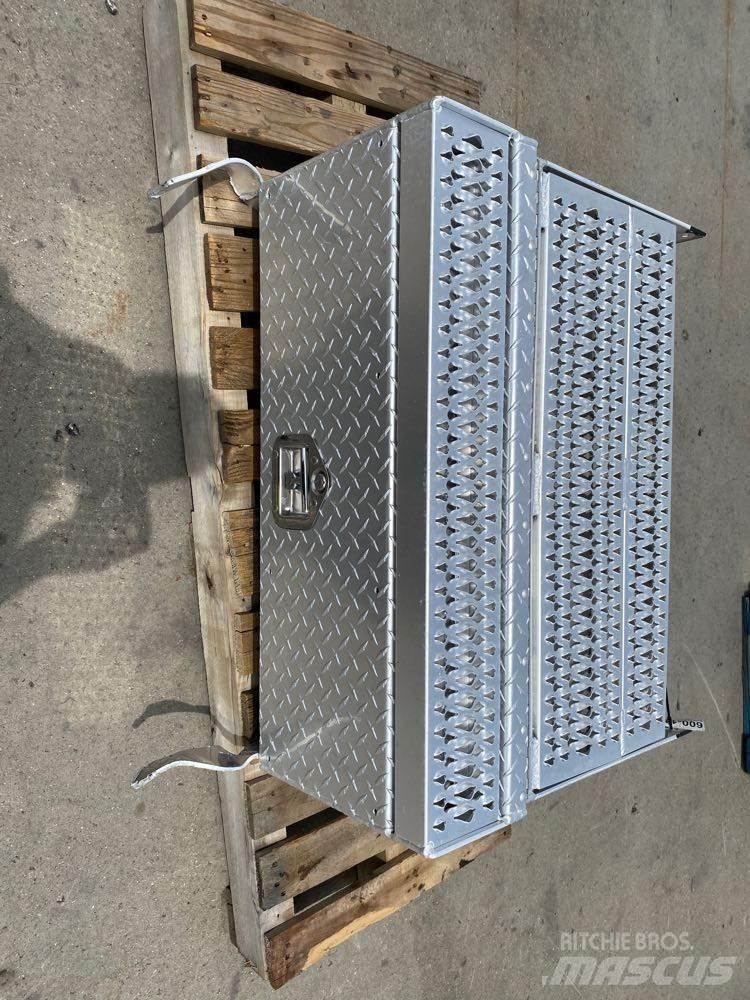 Peterbilt  Diger aksam