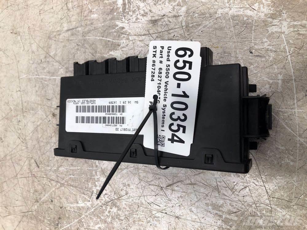 RAM 5500 Kabinler