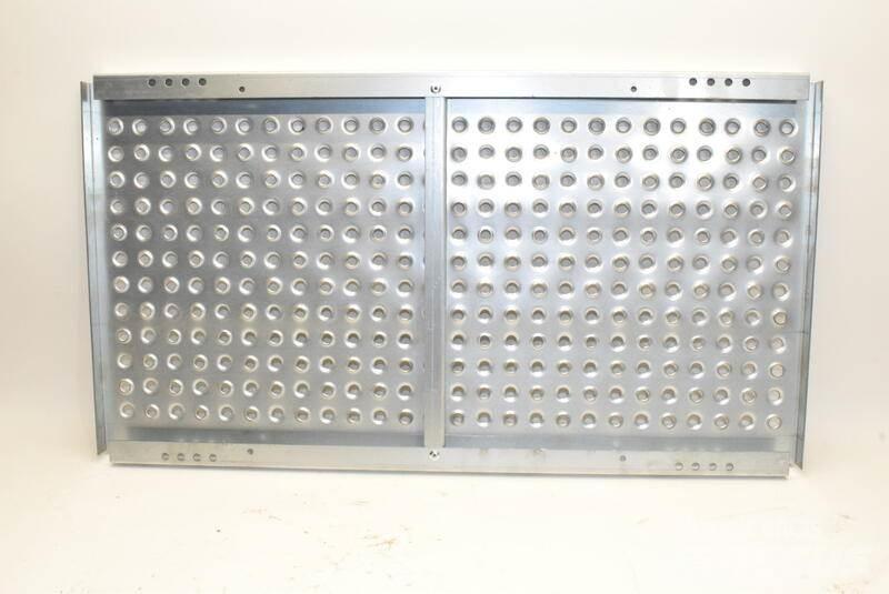 Universal  Diger aksam