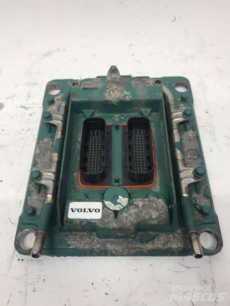 Volvo  Diger aksam