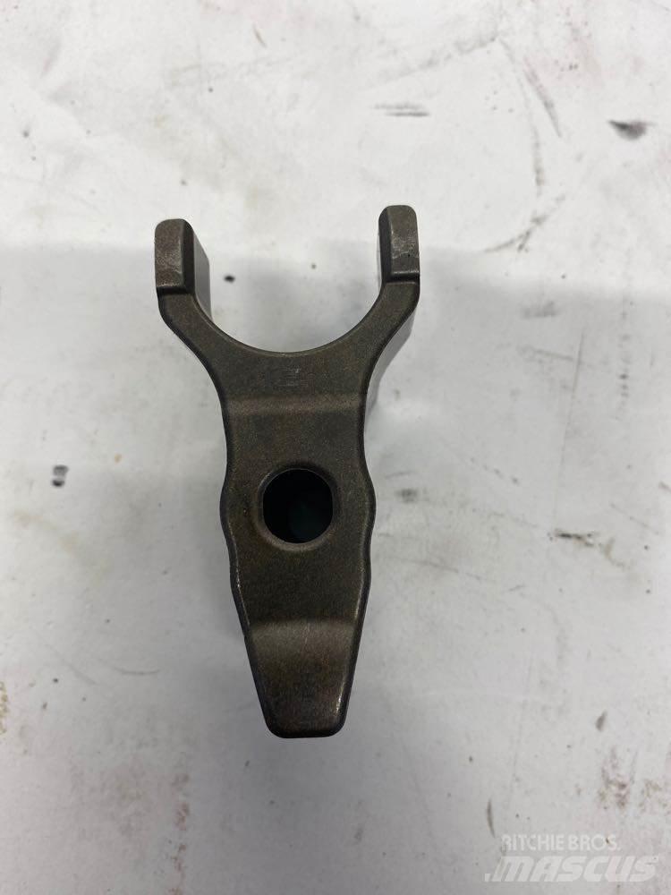 Volvo D13F Diger aksam