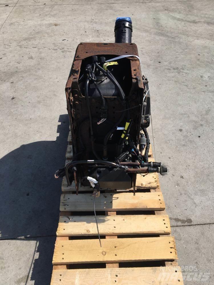 Volvo VNL Diger aksam