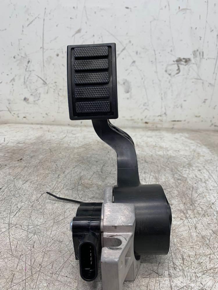 Volvo VNL Diger aksam