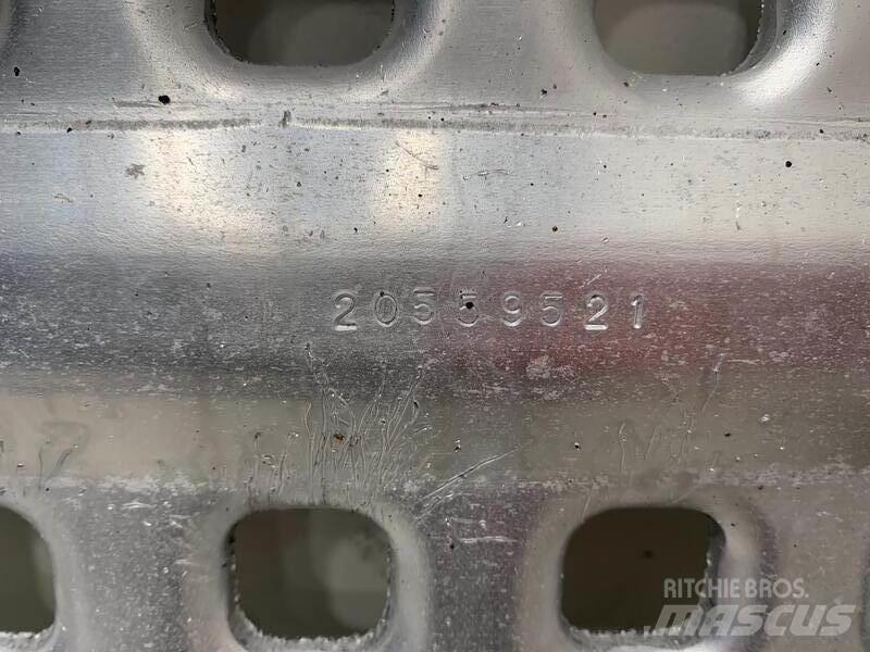 Volvo VNL Diger aksam