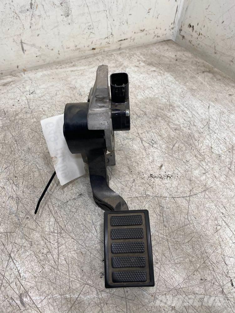 Volvo VNL Diger aksam