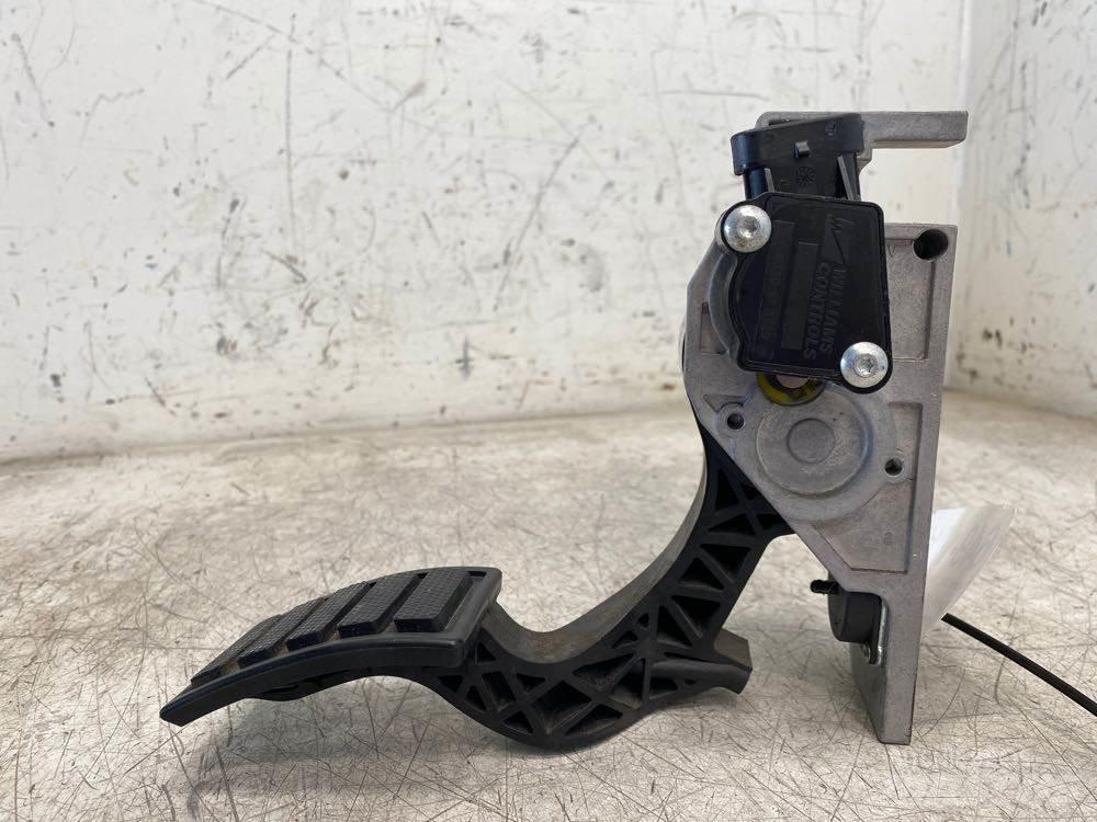 Volvo VNL Diger aksam