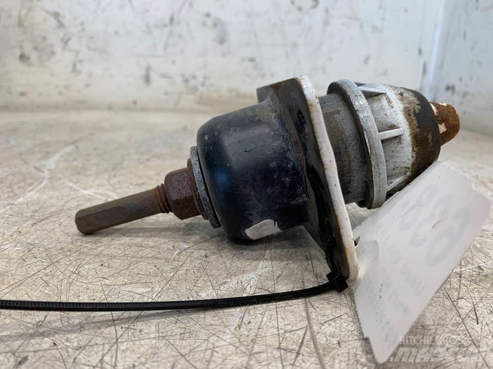 Volvo VNL Diger aksam