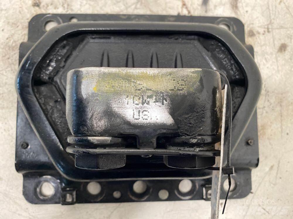 Volvo VNL Diger aksam