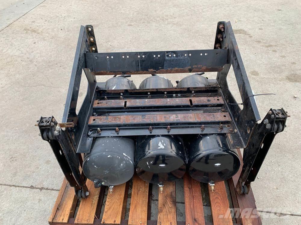 Volvo VNL Diger aksam