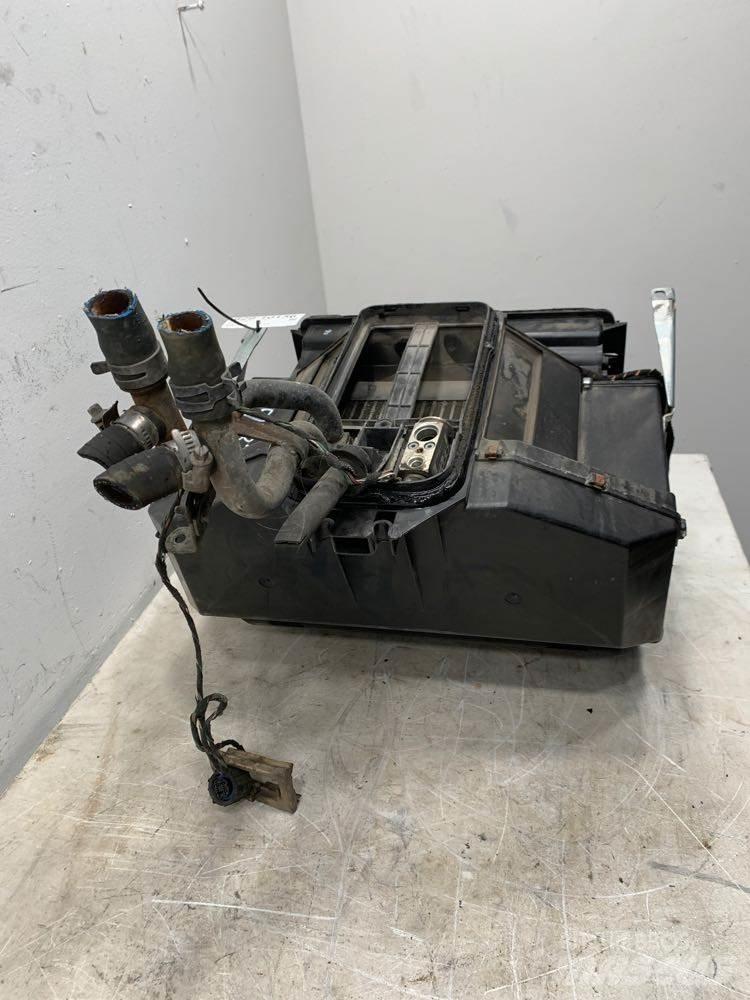 Volvo VNL Diger aksam