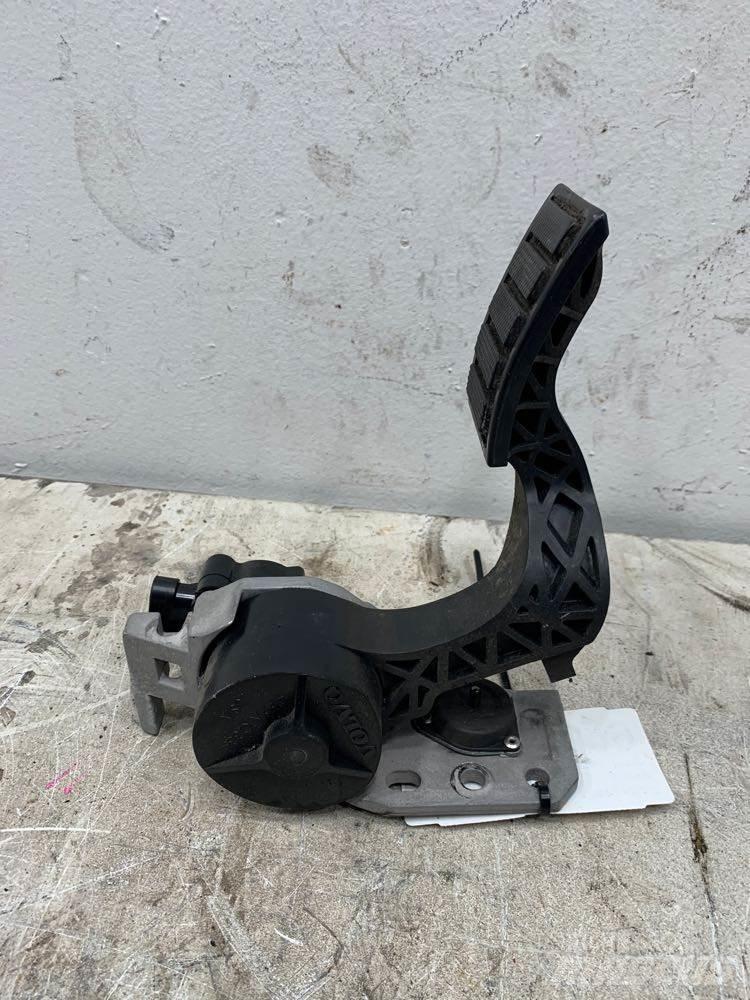 Volvo VNL Diger aksam