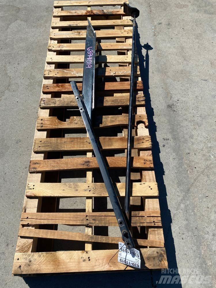 Volvo VNL Diger aksam